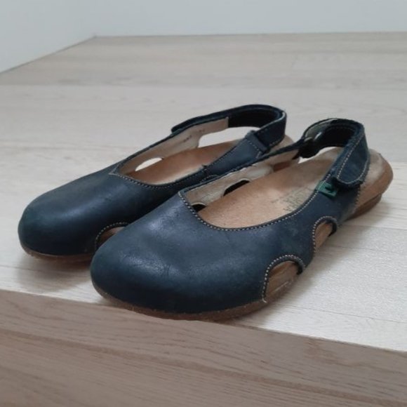 EL Naturalista Womens Wakataua 433 Black Slingback Sandals Size EUR 36 US 5.5-6 - Picture 1 of 5